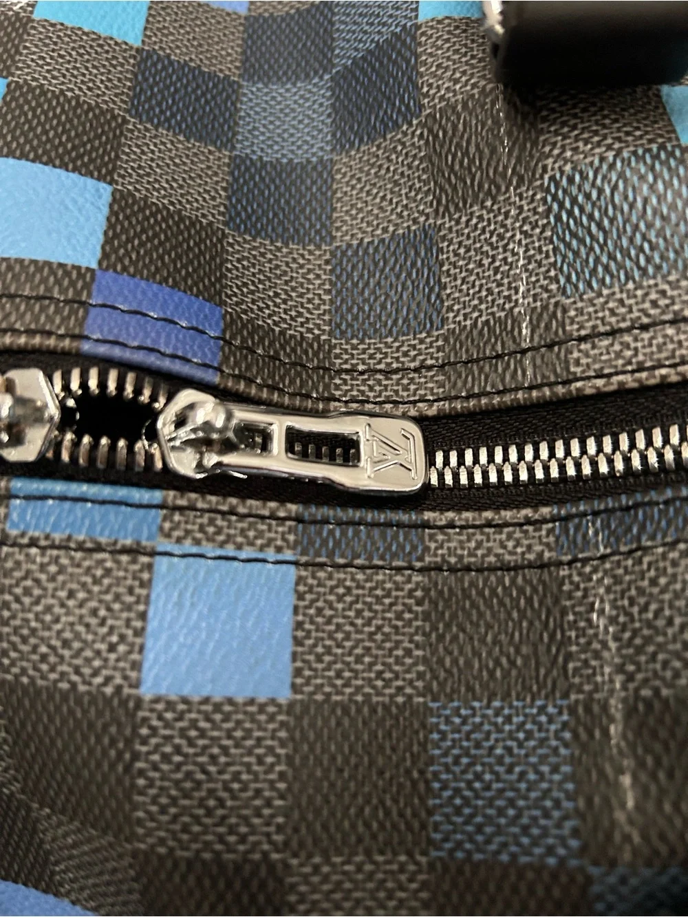 The Unbranded Brand louis vuitton